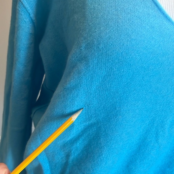 Free People Harmony Cashmere V Sweater in Grecian Sea Size XSmall NWT Defect - Picture 16 of 16